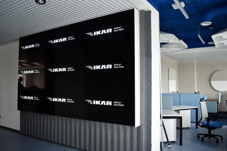 В июле 2021 г компания Interactive Russia, совместно с компанией ИКАР, оборудовало ситуационный центр в ООО «Газпром недра»